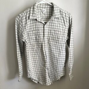 GAP kids Light Gray Plaid Button-Down flannel Shirt